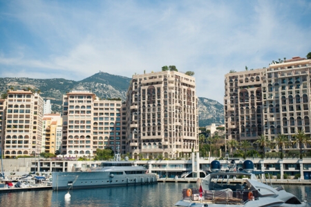 SUPERB 4 BEDROOM FLAT - FONTVIEILLE AREA - SEA VIEW - 3