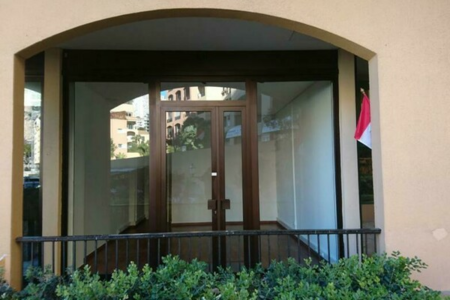 Bureau avec vitrine – Le Cimabue, Fontvieille - 2