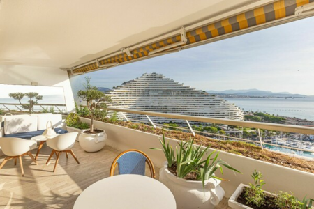 Apartment mit zwei Schlafzimmern und Meerblick in Marina Baie des Anges - 1
