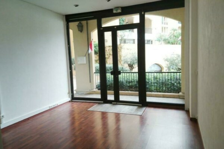 Bureau avec vitrine – Le Cimabue, Fontvieille - 3