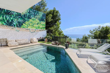 Roquebrune-Cap-Martin Villa Rentals: Luxury Living Near Monaco