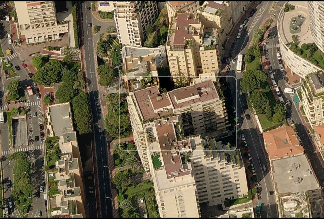 LA ROUSSE – SAINT ROMAN | CHÂTEAU AMIRAL | MONOLOCALE LUMINOSO E FUNZIONALE