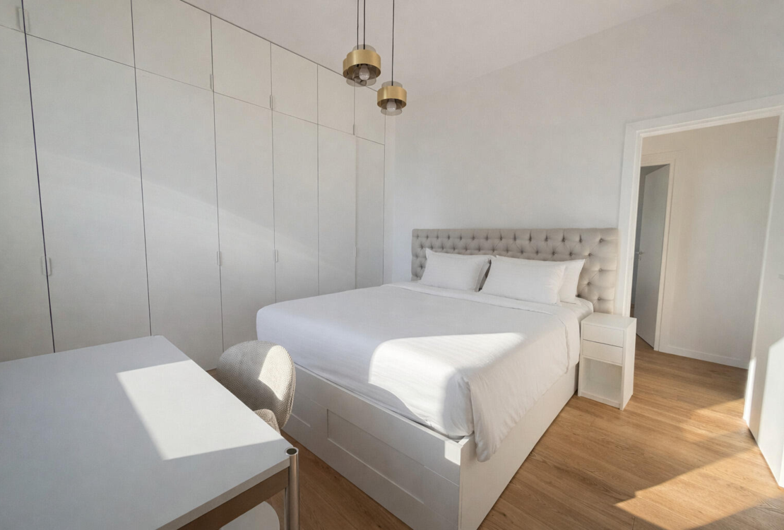 Villa contemporanea  – 5 camere da letto + studio – Piscina - A ridosso del confine con Monaco