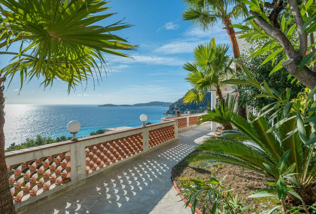 Villa con vista sul mare a Eze