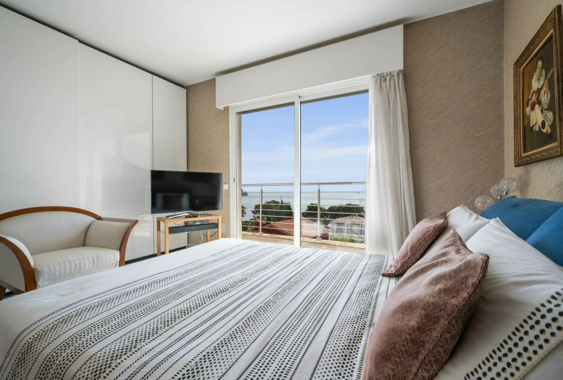 Appartement au dernier étage à Eze