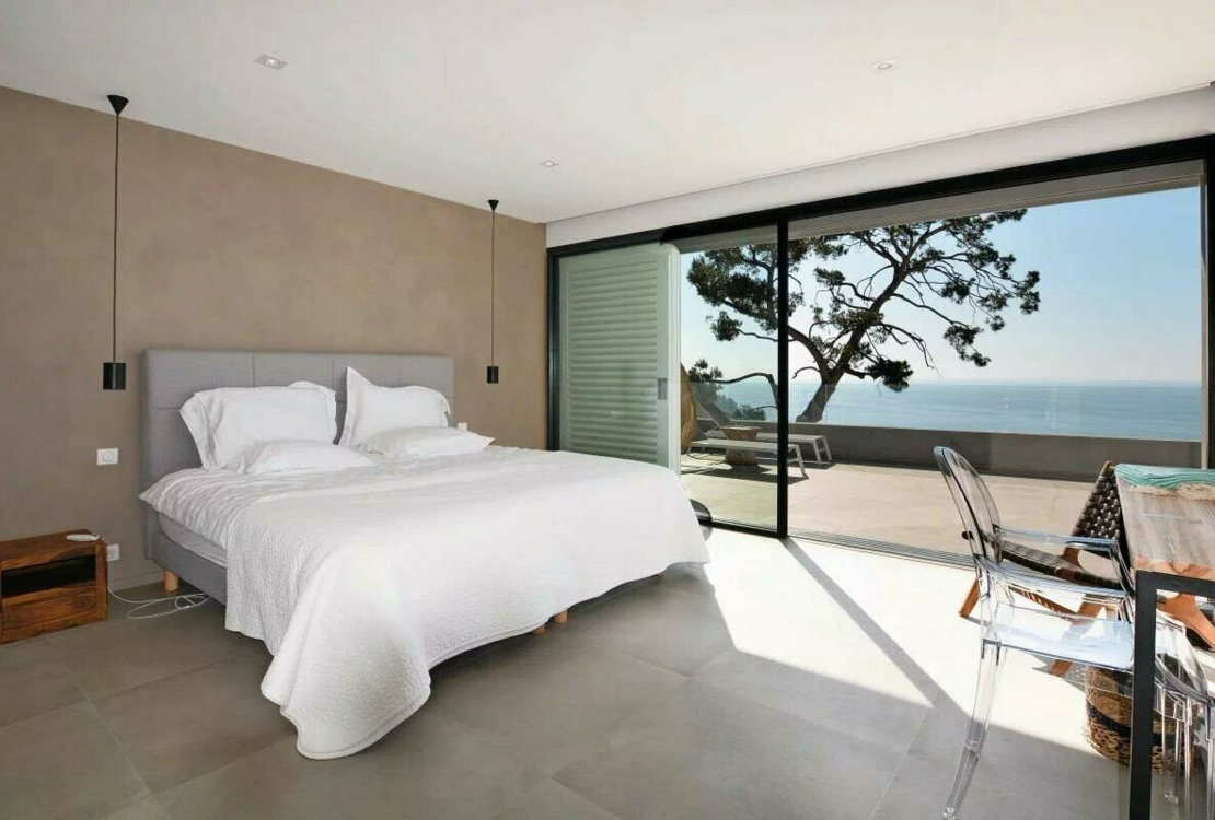 Moderne Villa in Eze