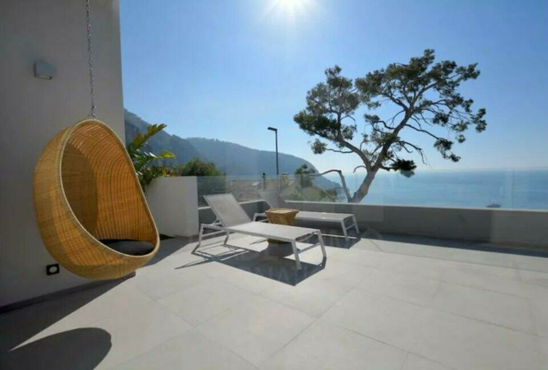 Moderne Villa in Eze