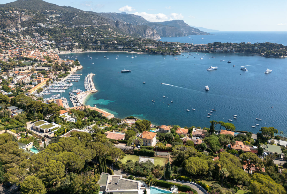 Nizza – Renovierte Luxusvilla mit Pool & Panoramablick