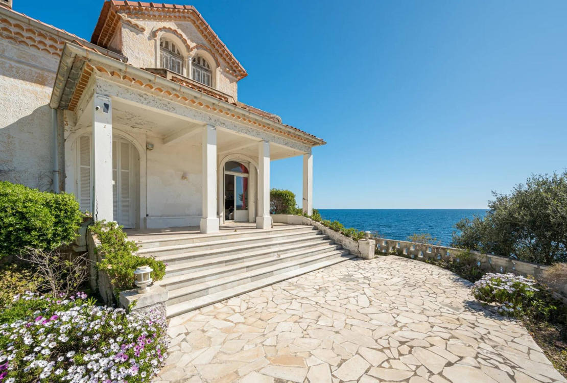 Proprietà del fonte d'acqua a Cap d'ail