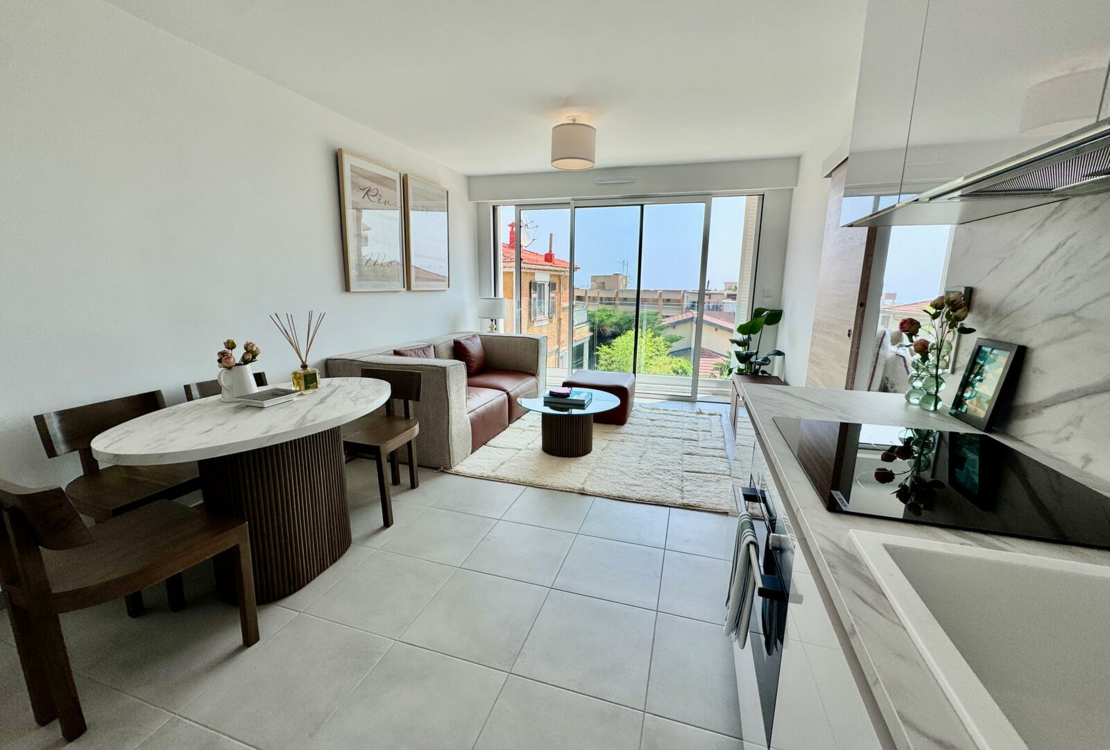 Charmante, luxuriös möblierte 2-Zimmer-Wohnung in der Nähe von Monaco