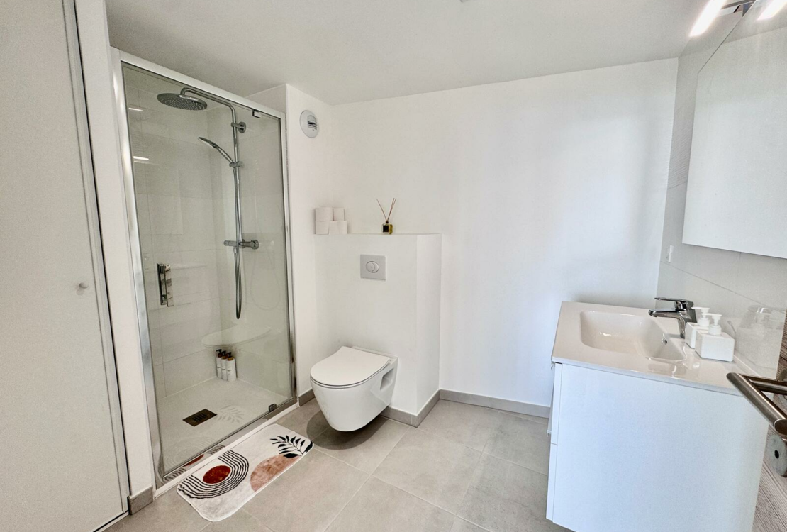 Charmante, luxuriös möblierte 2-Zimmer-Wohnung in der Nähe von Monaco