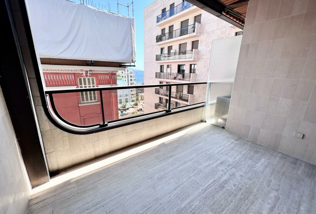 CARRE D'OR | MONTAIGNE | STUDIO