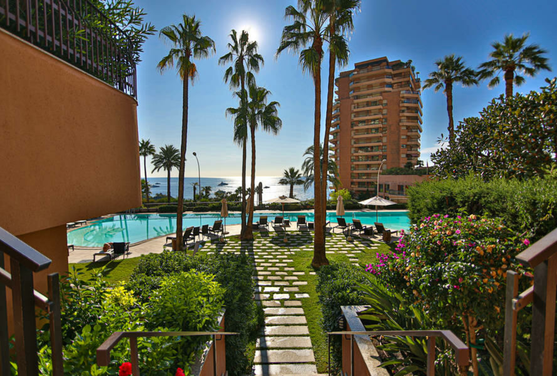 LAROUSSE | PARC SAINT ROMAN | 3 PIECES